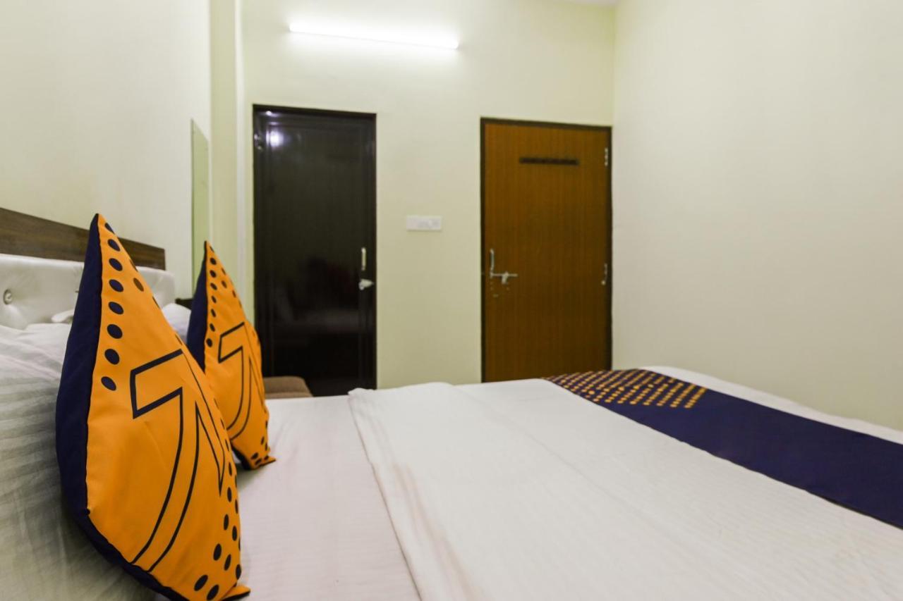 Spot On 76159 Siya Hotel Jaipur Eksteriør bilde
